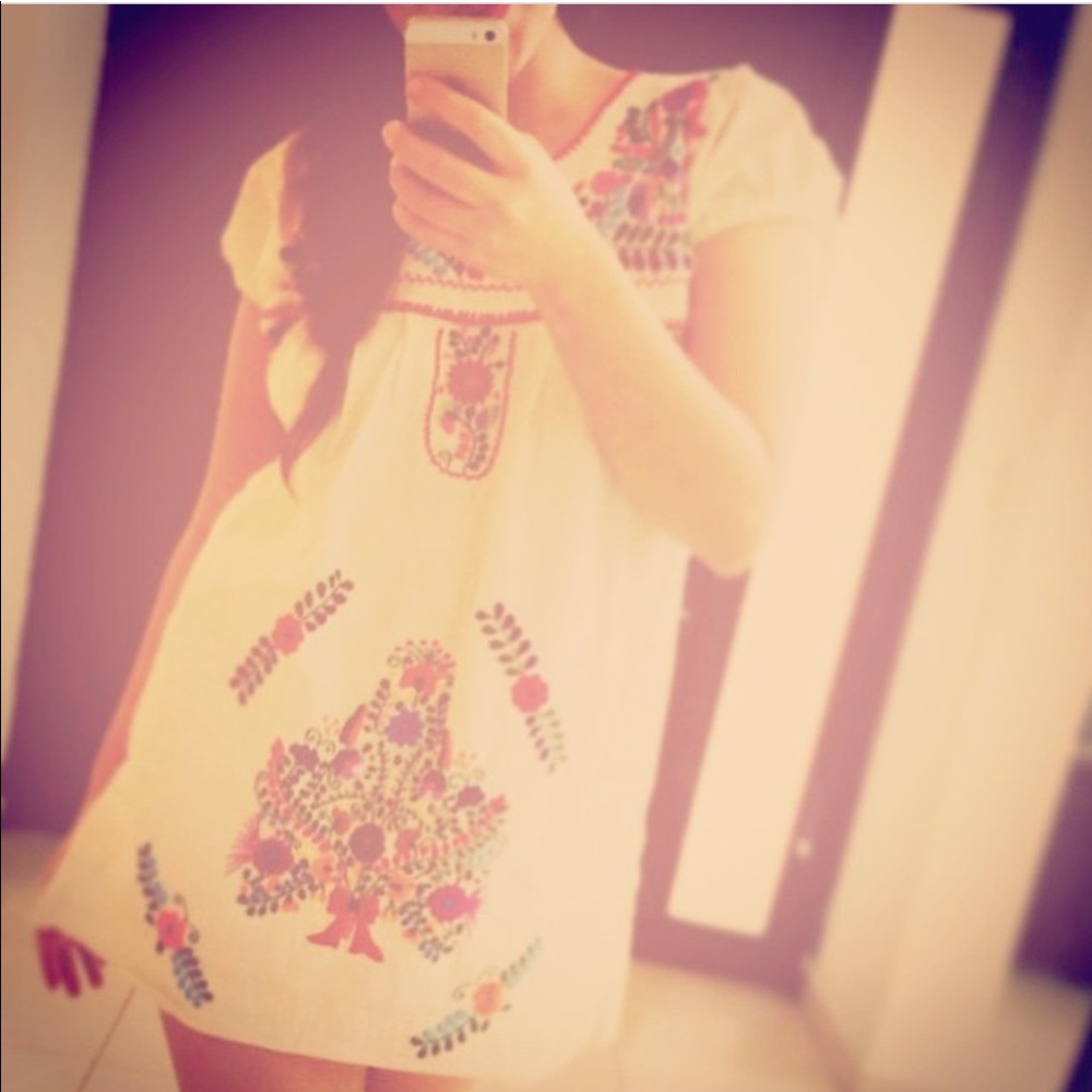 Mexican Dress Embroidered Boho Chic Floral Tunic Mini